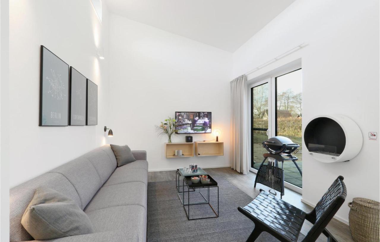 2 Bedroom Gorgeous Home In Lembruch-Duemmer See Εξωτερικό φωτογραφία